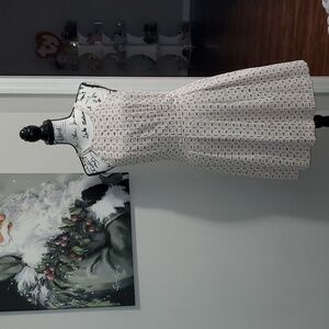 Vince Camuto white Eyelet Lace Overlay Nude Halter Fit & Flair Dress Size 10